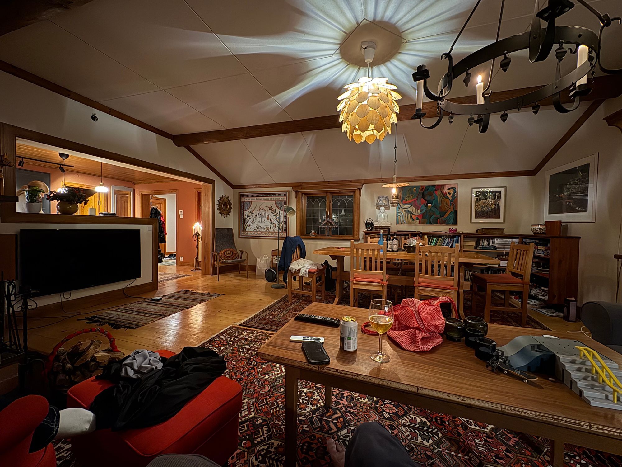 Stor timmerstuga med panoramautsikt över Siljan – bild 7 av 19