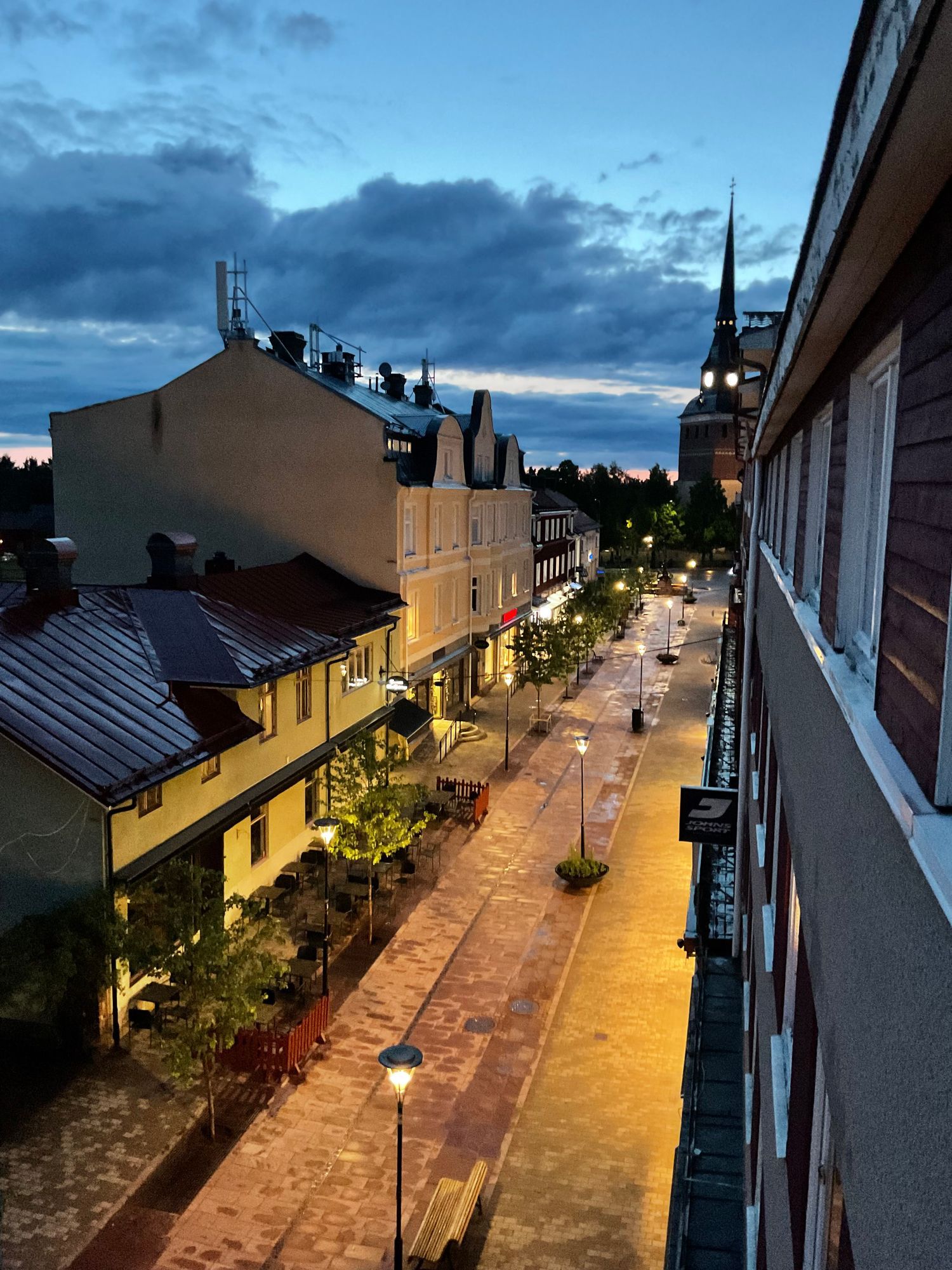 CENTRALT VASALOPPSBOENDE LITEN LÄGENHET – bild 5 av 5
