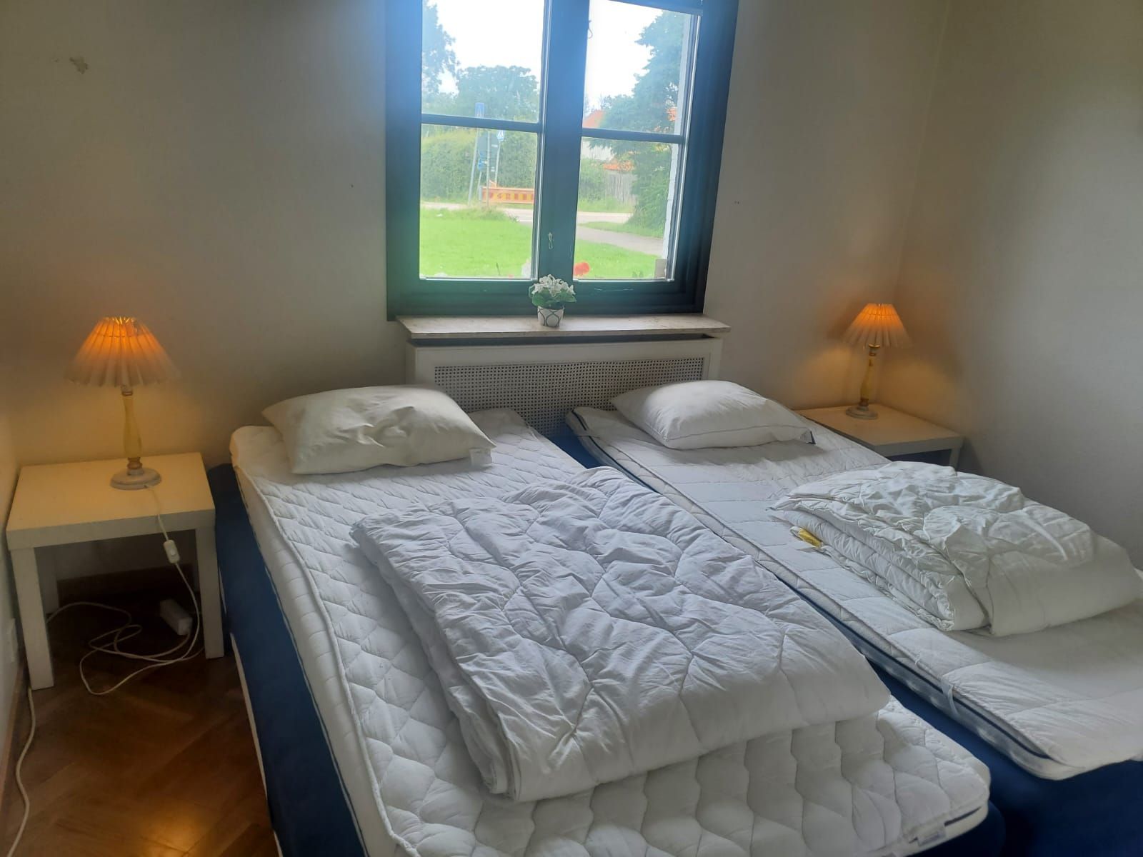 Vackert radhus i bästa läget i Båstad – bild 20 av 24