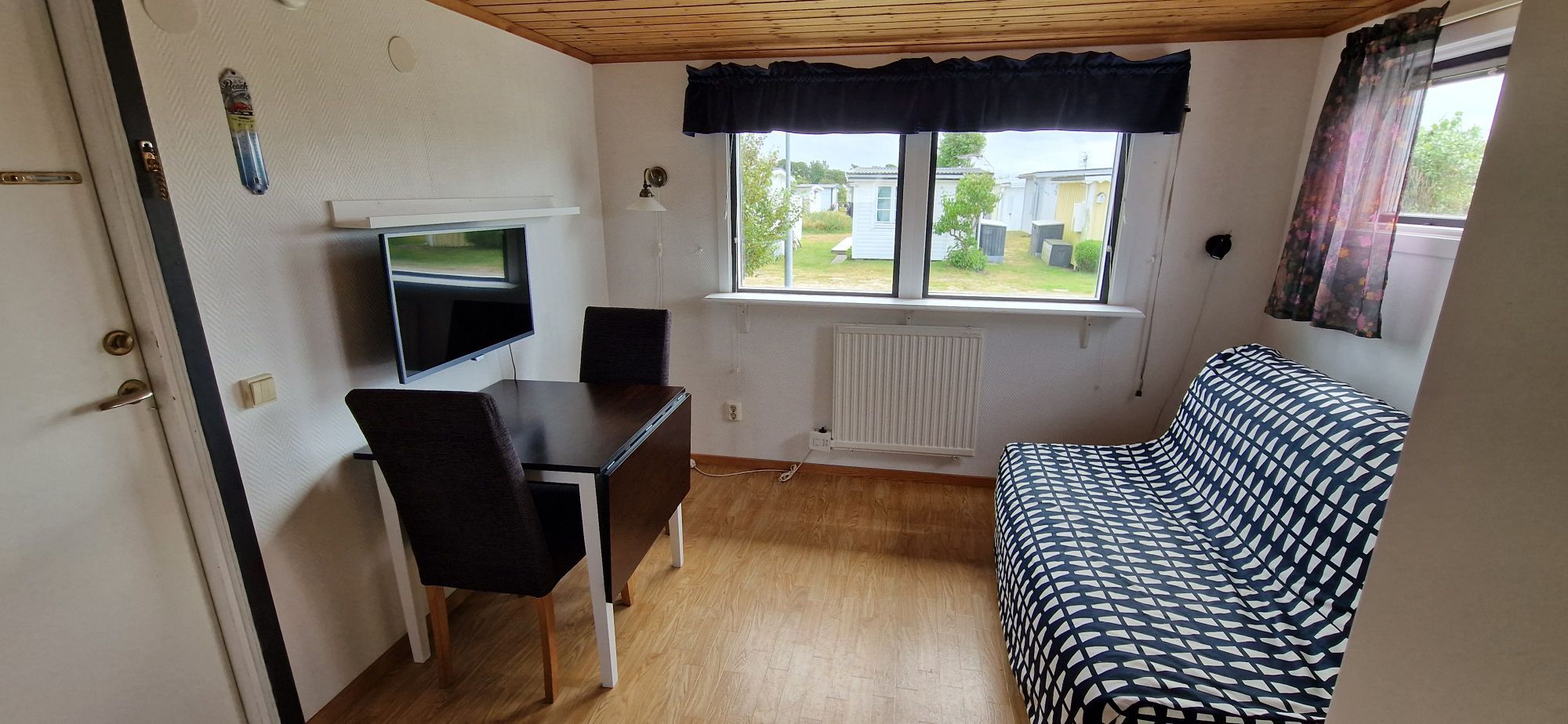 Strandnära badstuga på Skrea strand i Falkenberg – bild 13 av 24