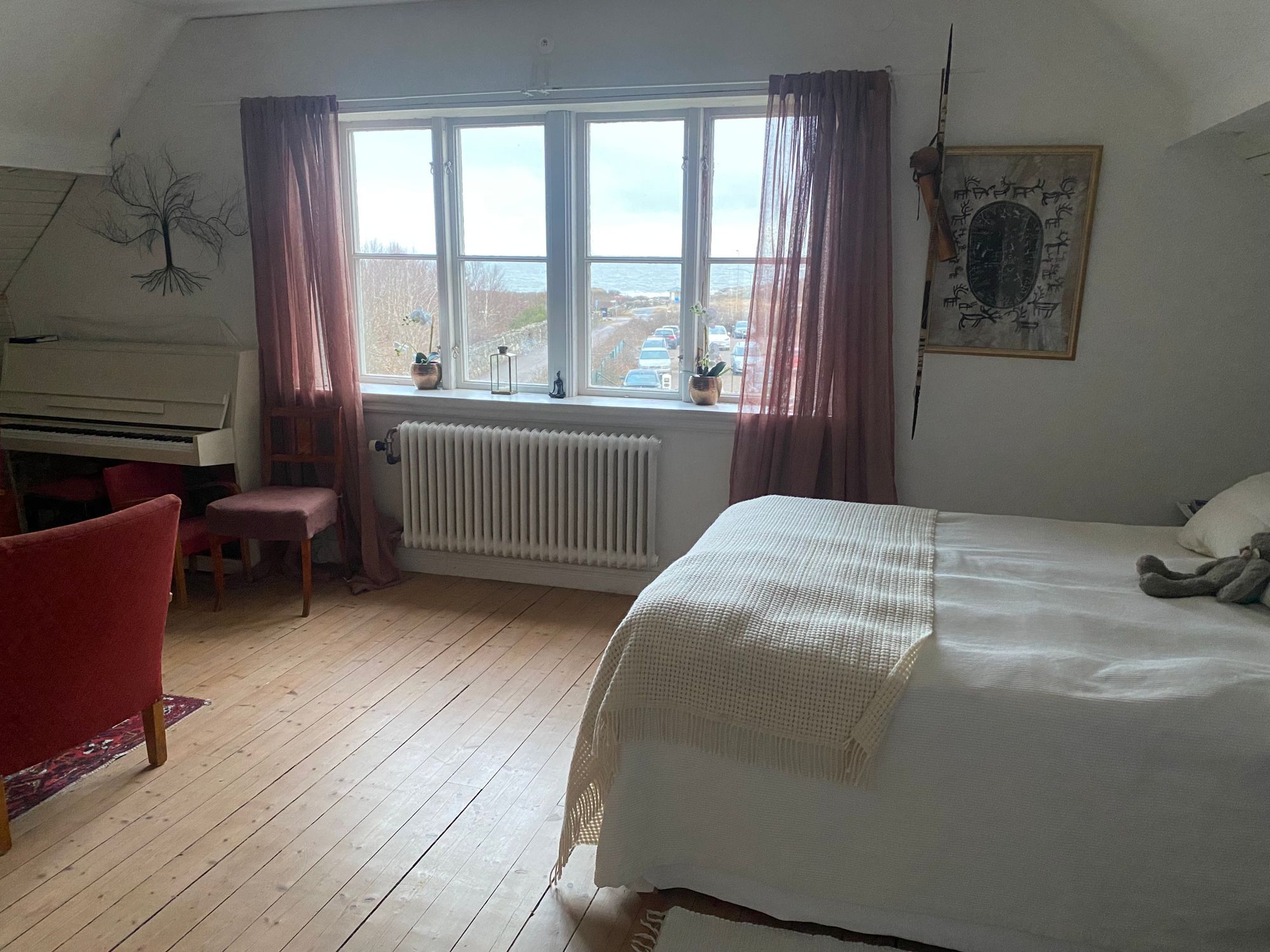 Charmigt hus vid havet – bild 5 av 8