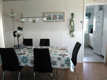 Stuga med utsikt över sjön Rottnen, Stugcenter 18 – bild 14 av 24