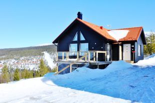 Modernt hus för 2 familjer, ski in/out v3 och v11