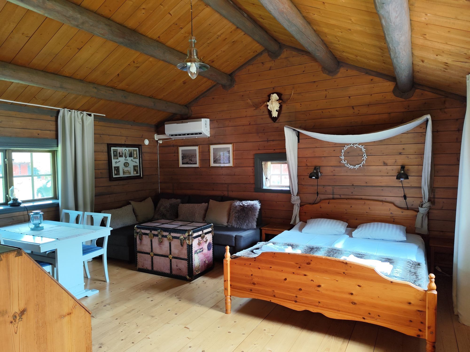 Guldgrävarstuga i Långasjö – bild 2 av 14