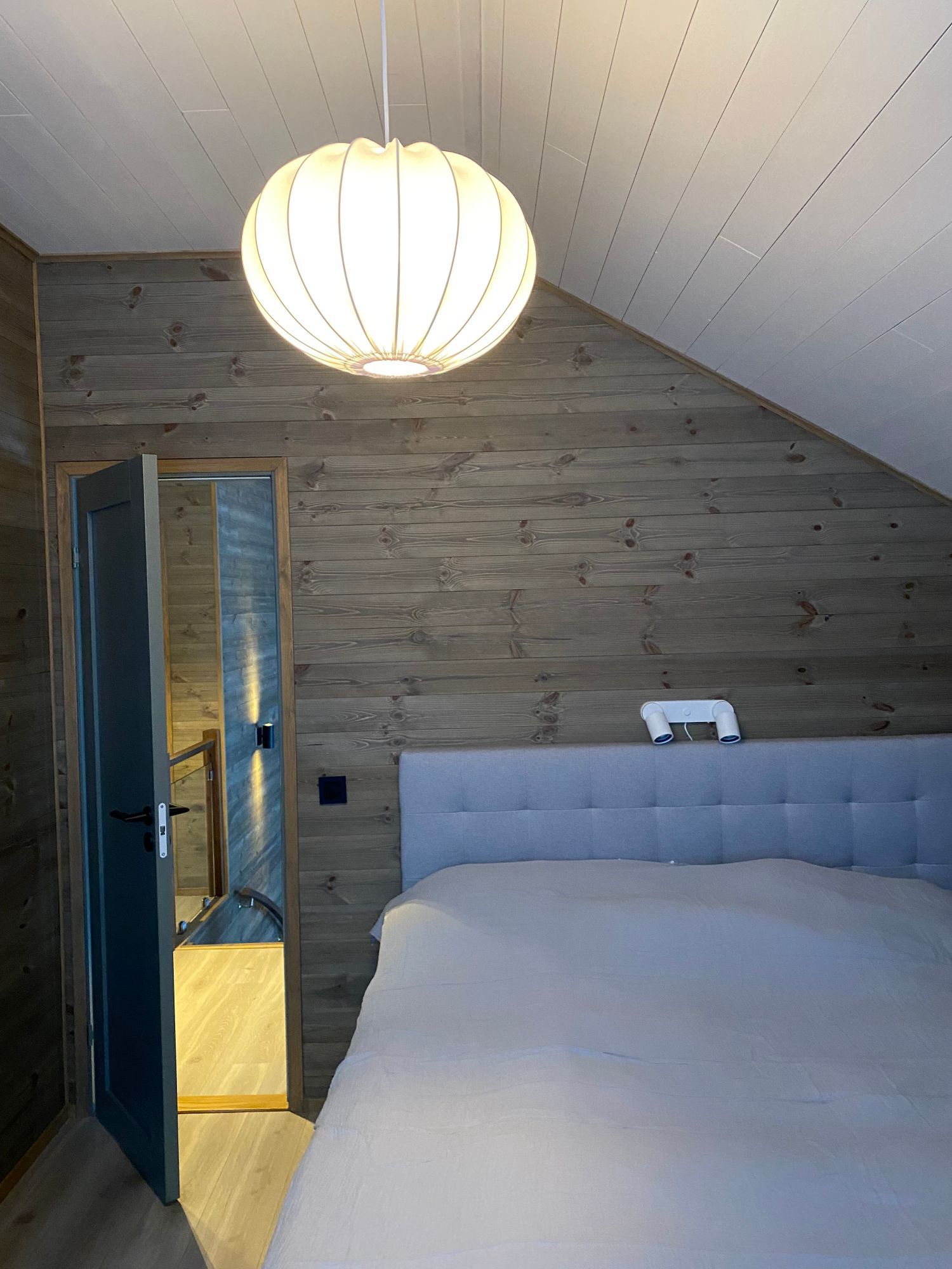 Modern och välutrustad stuga i härliga Bydalen – bild 15 av 22