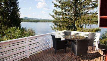 Badstrand, fiske, egen båt och kanot