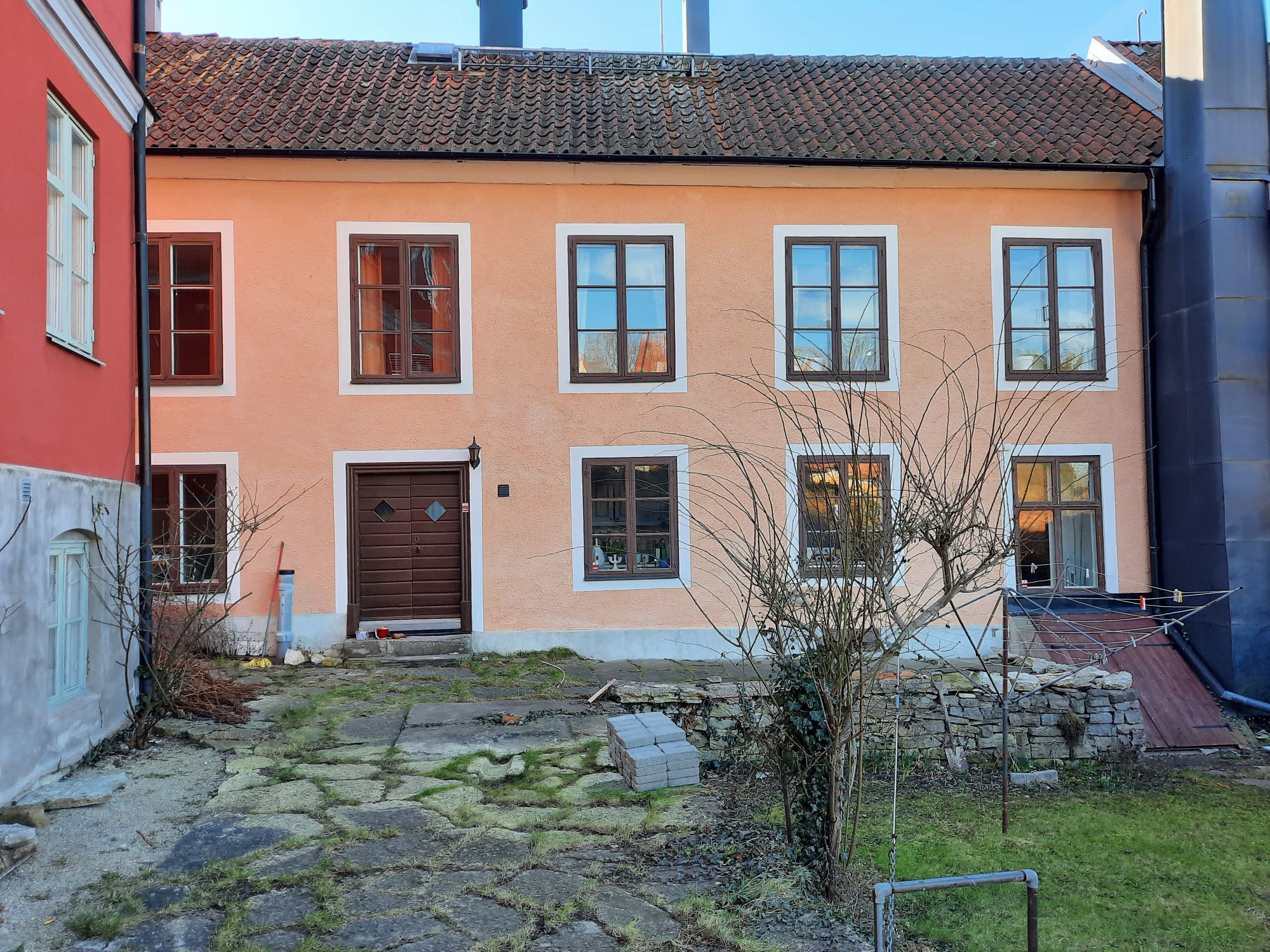Hus Visby innerstad sommaren 2026 – bild 2 av 18