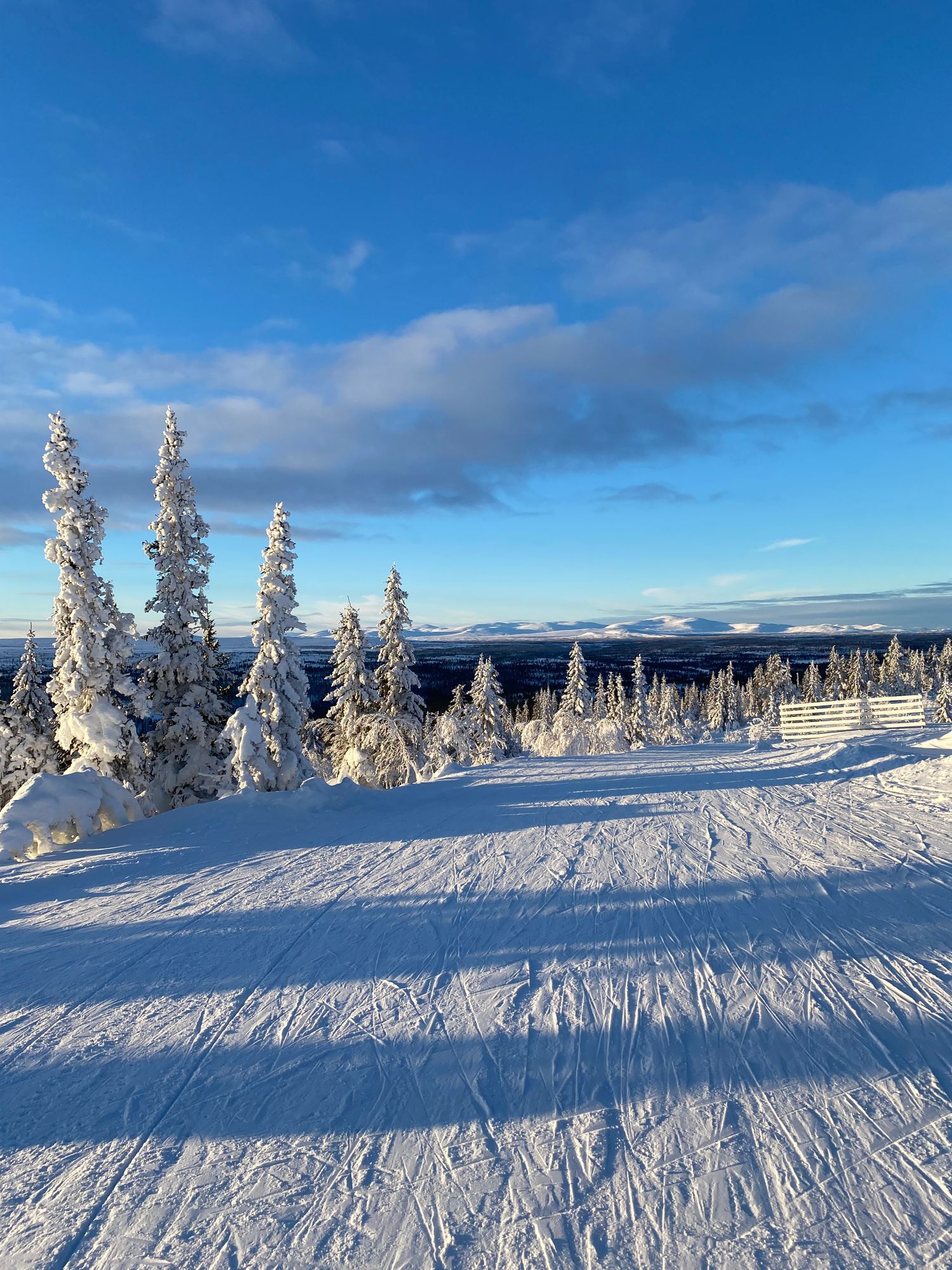 Modern och välutrustad stuga i härliga Bydalen – bild 21 av 22