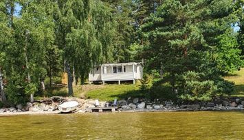 Sommarstuga vid Östra Laxsjön