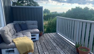 Charmigt hus vid Fårö kyrka