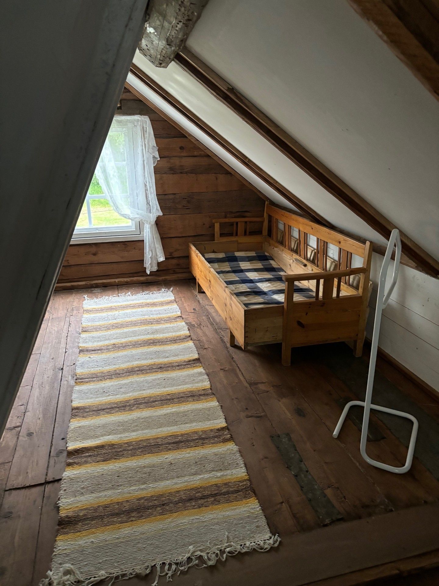 Lantligt fridfullt torp uthyres veckovis – bild 19 av 24