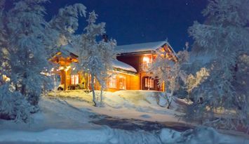 Fantastisk timmerstuga - på fjället