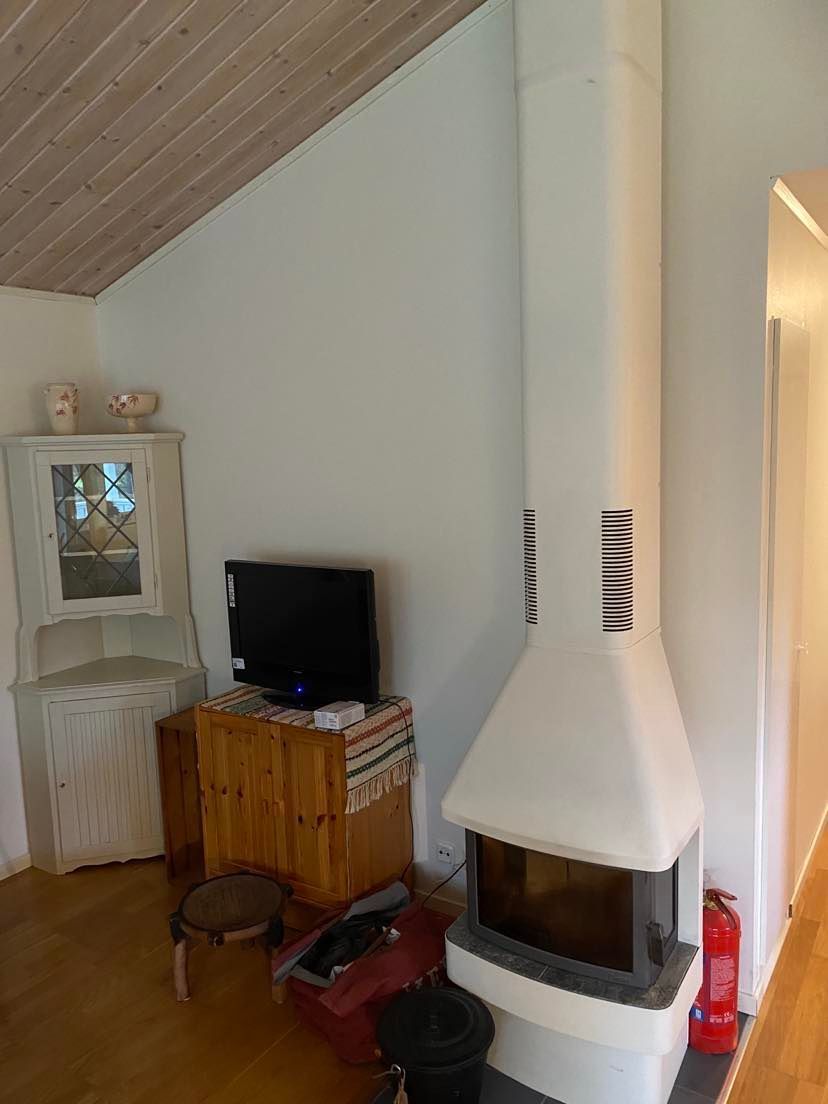 Stuga i Fröjel, Sandhamn – bild 2 av 7