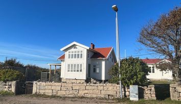 Hus + gästhus på Sveriges vackraste ö