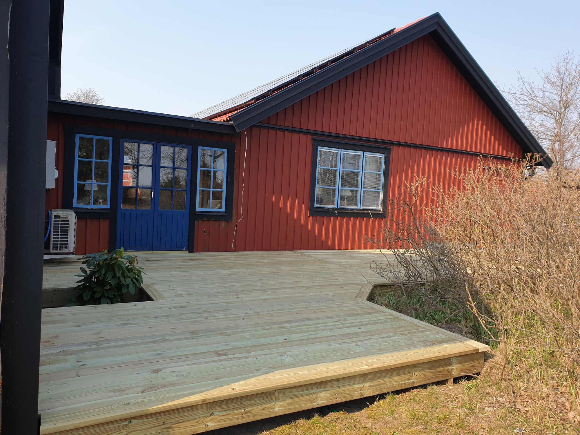 Unikt läge, charmigt renoverat hus – bild 5 av 24
