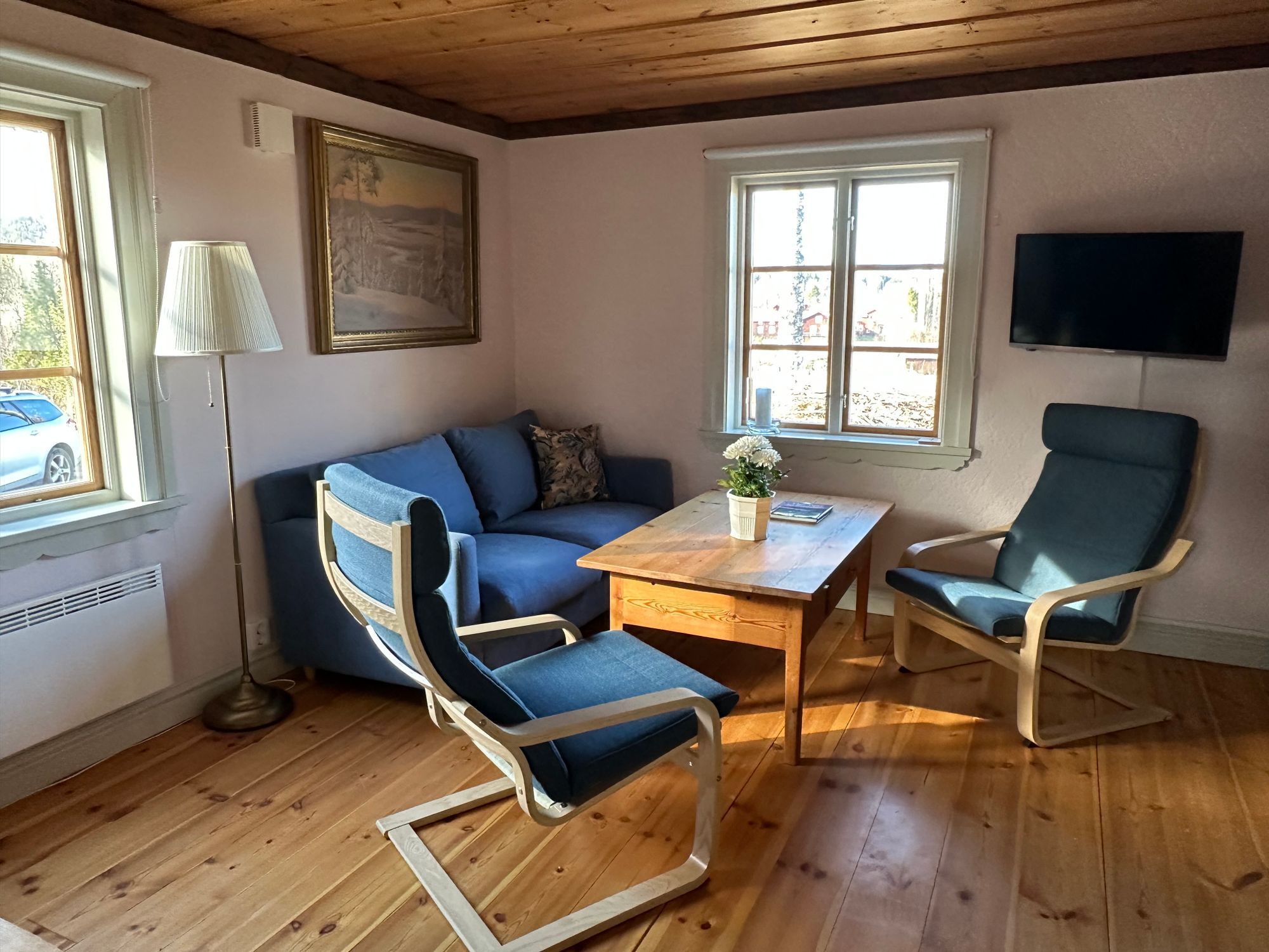Harsa 12 km. Järvsöbacken 5 km. Kamin. Diskmaskin. – bild 3 av 24