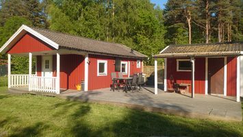 NYRENOVERAD STUGA I NATURSKÖNA GRANKULLAVIK