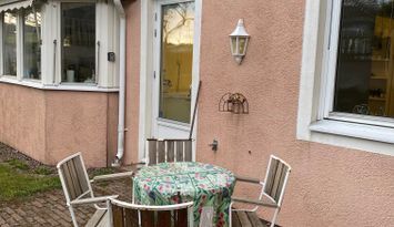 UTHYRES CENTRALT BÅSTAD