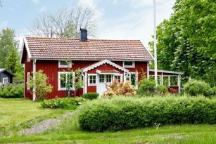 Storslagen natur - Sjön Rusken - Fiske - Svensbygd