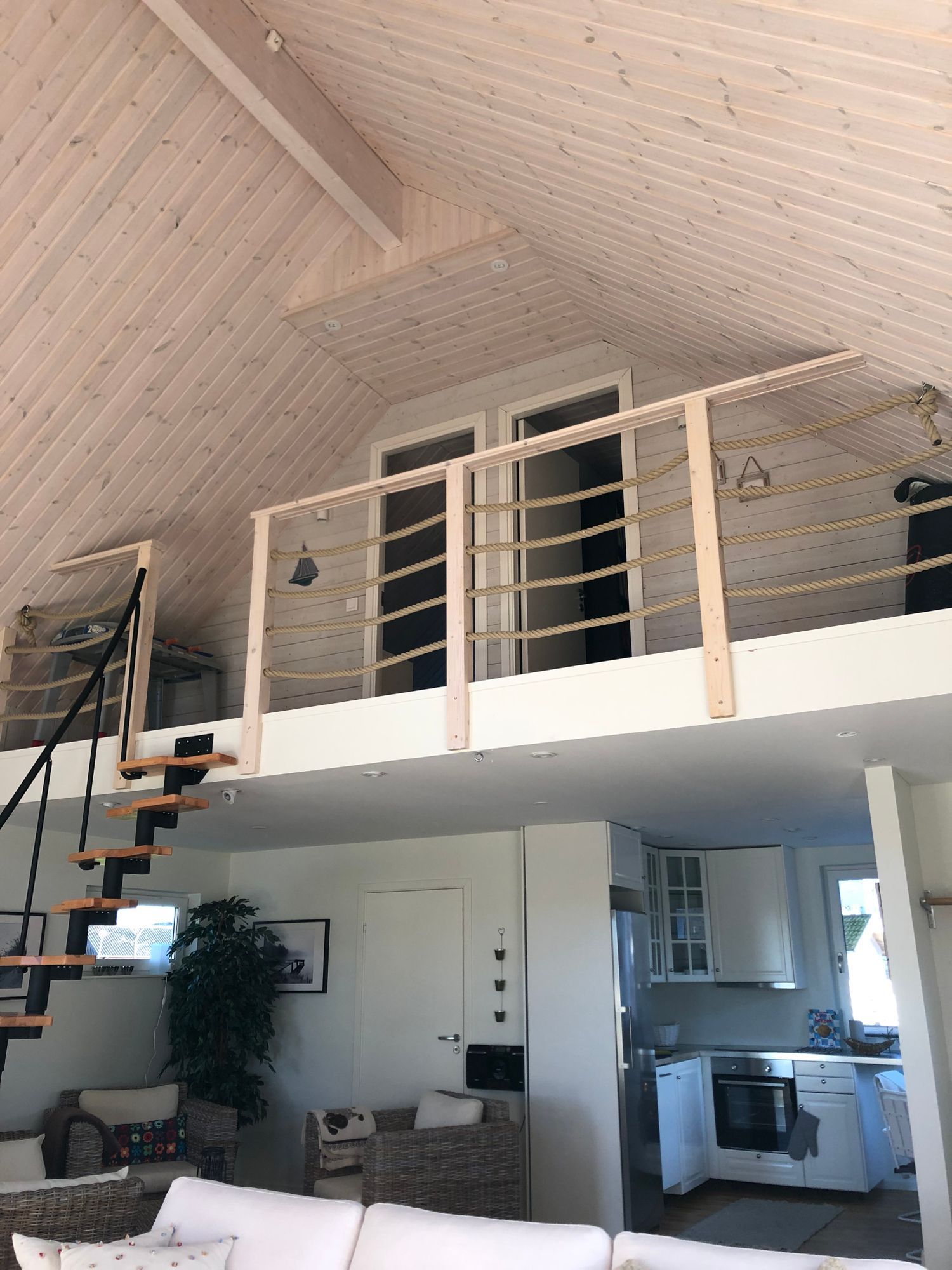 Drömboende med pool i hjärtat av Höganäs! – bild 7 av 24