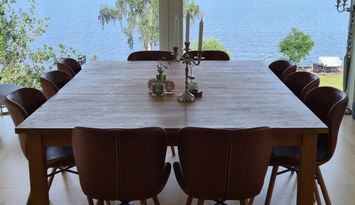 Sjötomt vid Sommen. Egen brygga. Hund & barnvänlig