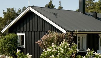 Salthamn, Ängshuset med magisk solnedgång i havet