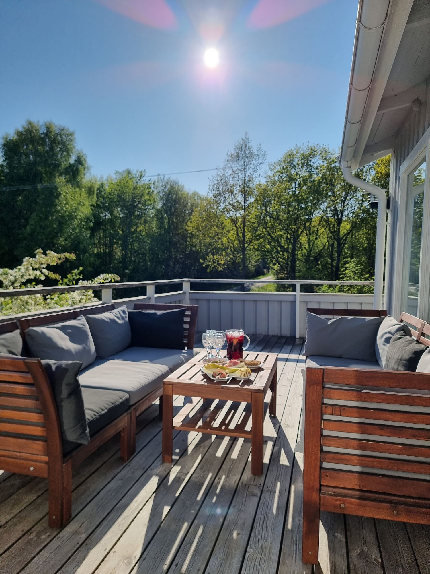 Havsnära fritidshus med mysig atmosfär. – bild 9 av 10