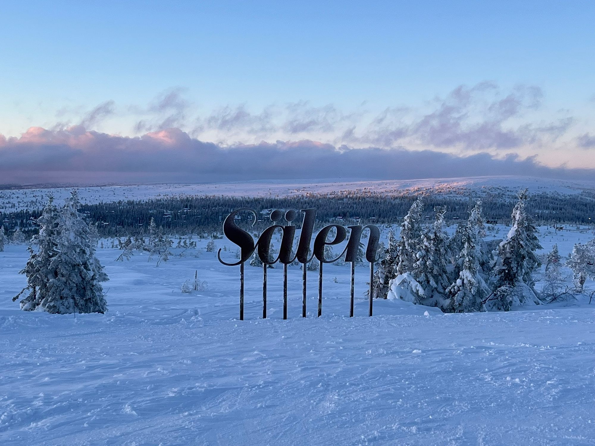 Nybyggt med perfekt ski-in ski-out i Lindvallen – bild 19 av 24
