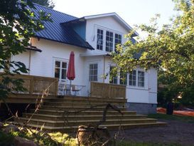 Underbar  Ölandsgård Övra Sandby Bredsättra Öland
