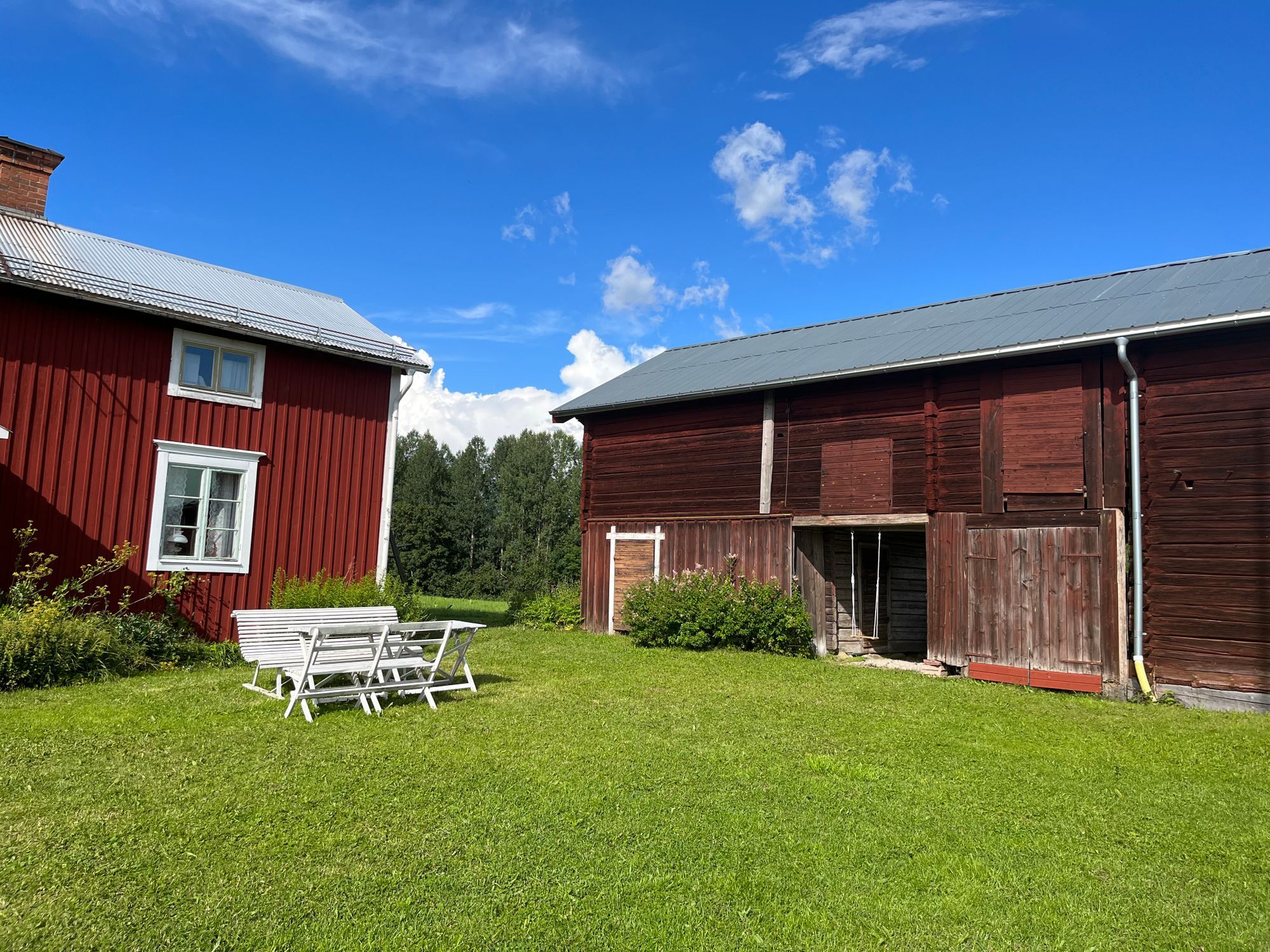 Charmig dalagård – bild 3 av 13