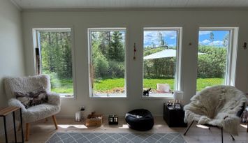 Mysigt semesterhus nära Dalälven i Hedesunda