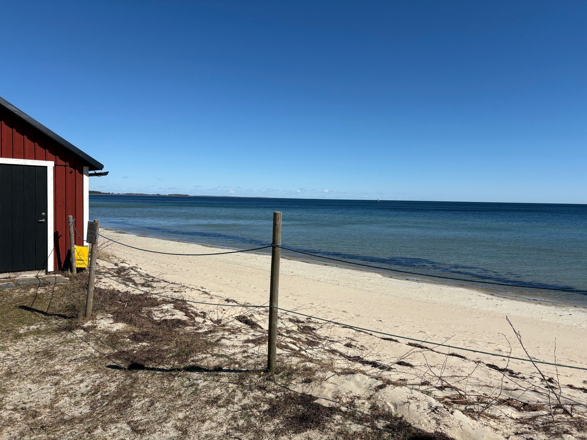 Stuga vid havet i Åhus – bild 5 av 10