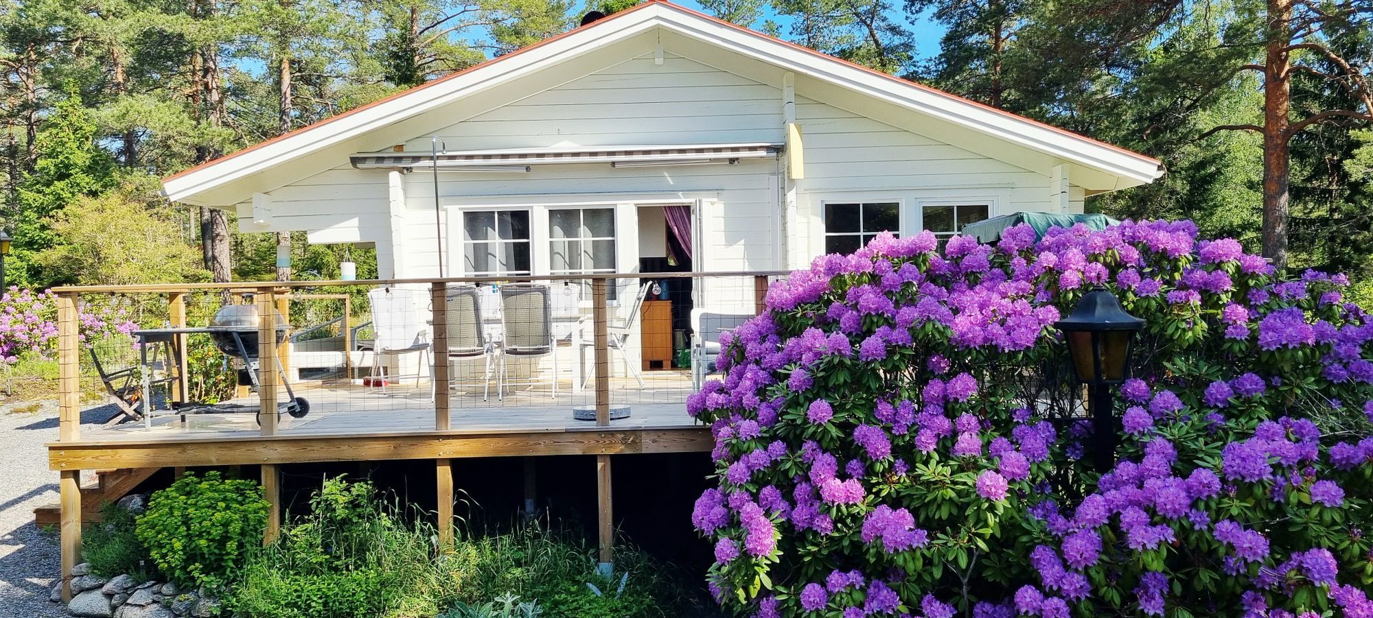 Charmig sommarstuga med härligt barnvänlig tomt – bild 19 av 21