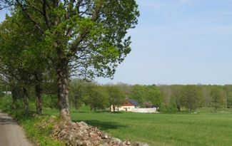 Gästlägenhet i gamla stallet på liten gård