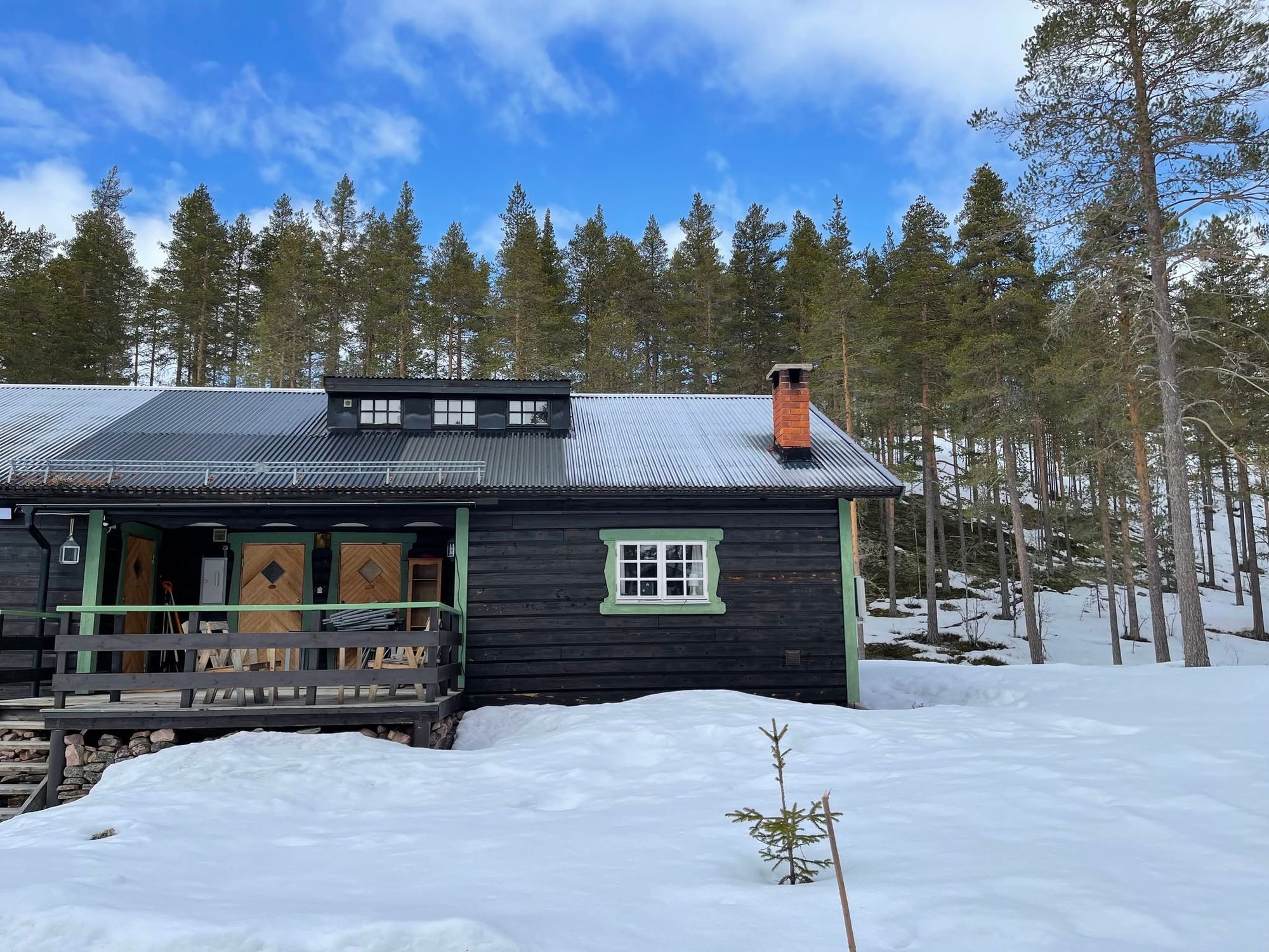 Mysig stuga nära Hundfjället (Joänget)