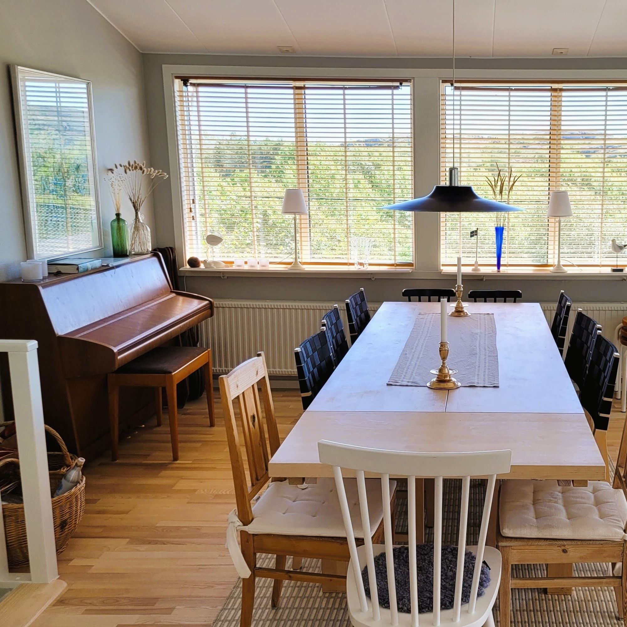 Fint hus nära havet i sommaridyll på Tjörn – bild 8 av 24
