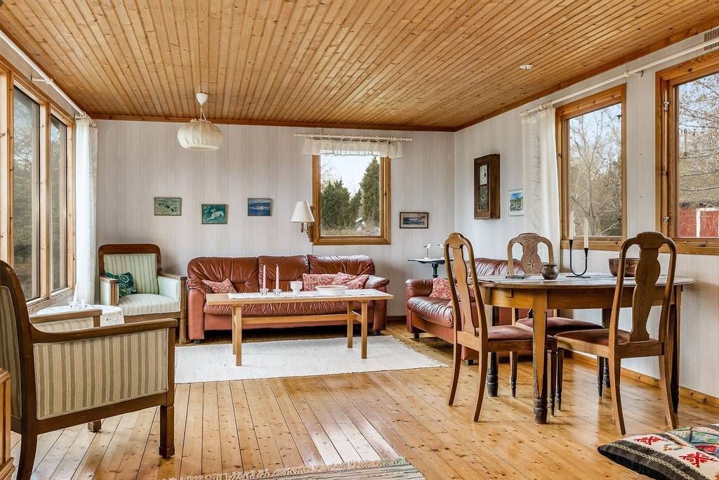 Välutrustad havsnära sommarstuga – bild 5 av 16