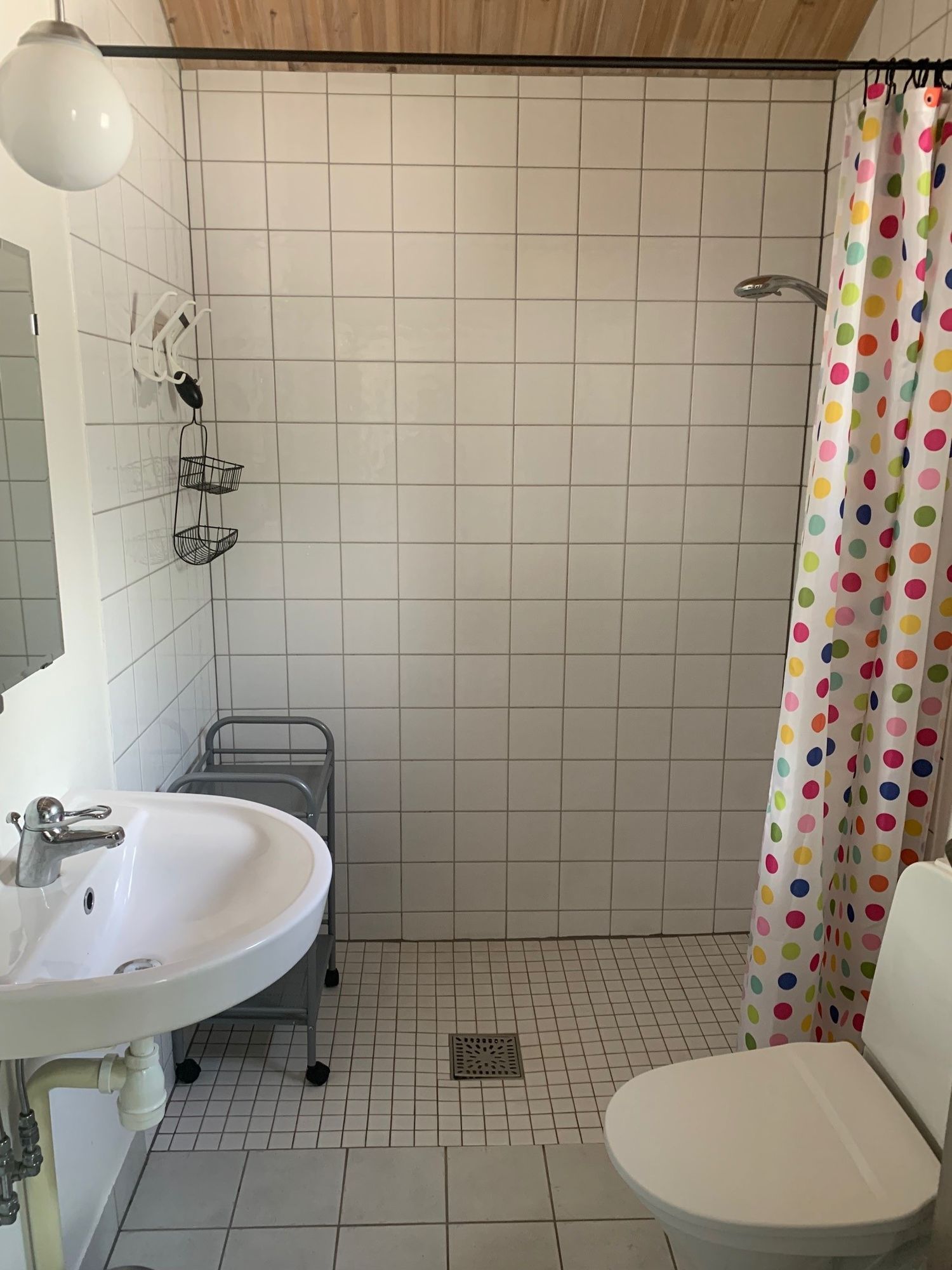 Modernt fritidshus med annex strax norr om Brösarp – bild 14 av 21