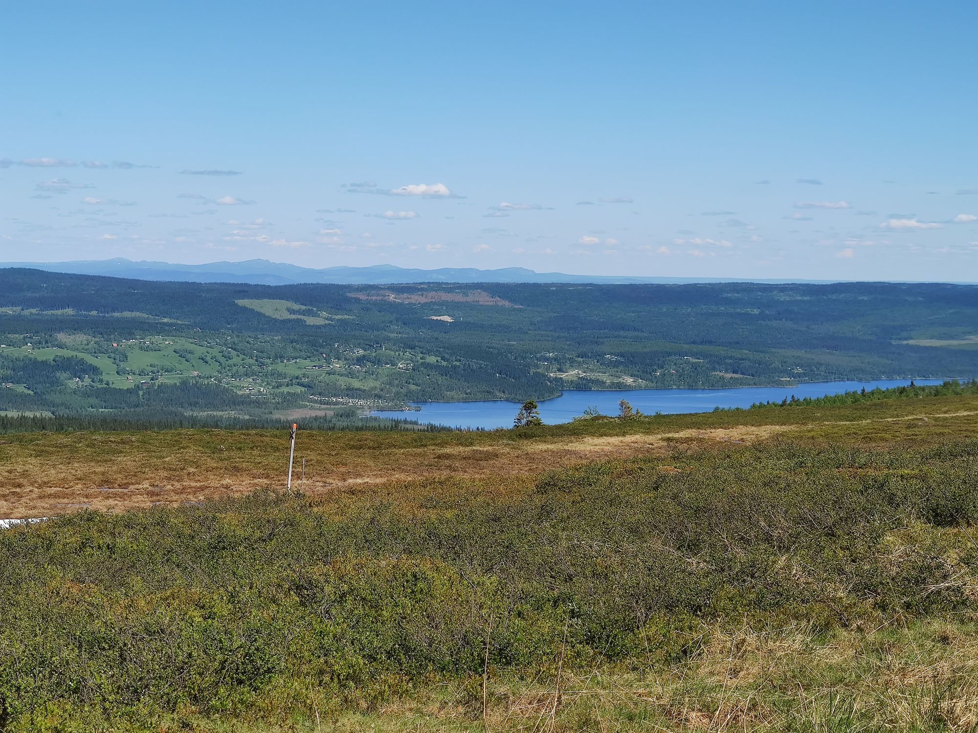 Trevlig fjällstuga vid Åkersjön – bild 10 av 16