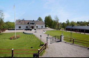 Large country house for 12 with Poom