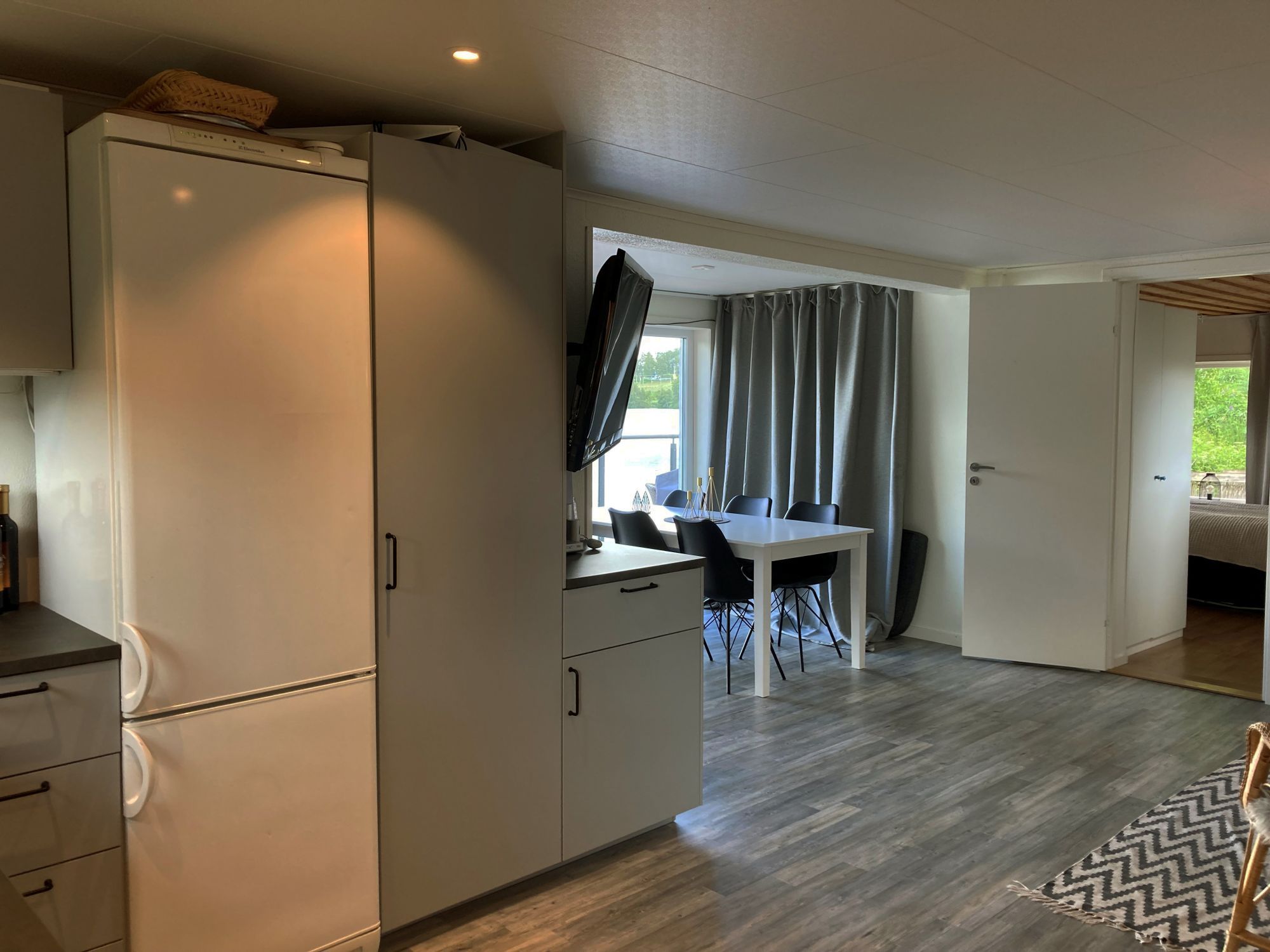 Härlig stuga med panoramautsikt över sjön |SE07027 – bild 7 av 20