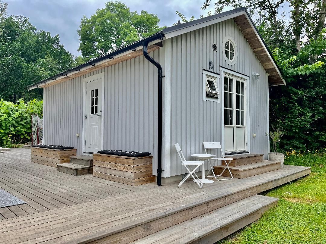 Liten stuga på Storholmen
