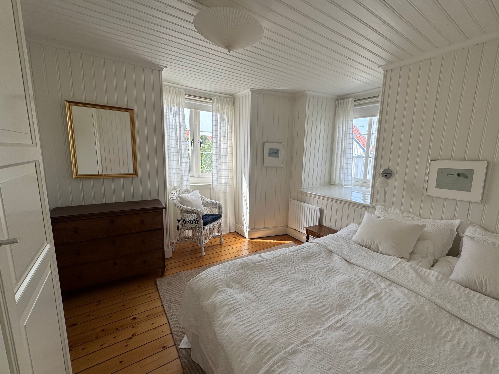 Underbart sommarhus för många mitt i Fiskebäckskil – bild 14 av 24