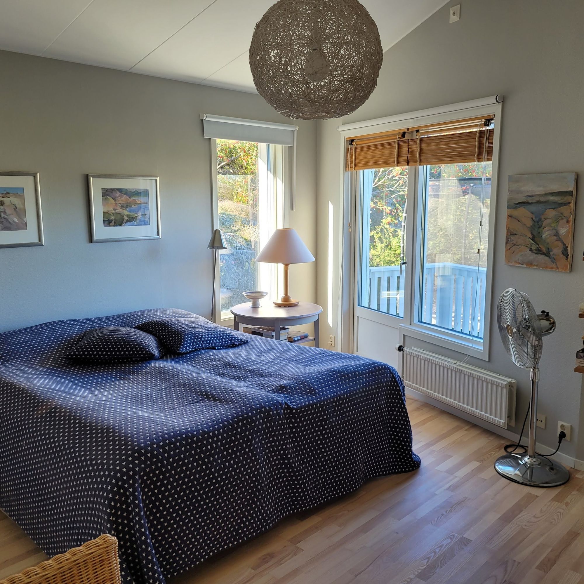 Fint hus nära havet i sommaridyll på Tjörn – bild 10 av 24