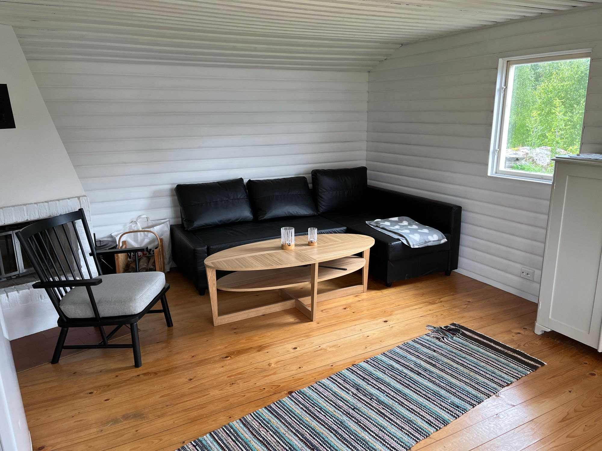 Stuga med sjötomt nära Hultsfred |SE05088 – bild 5 av 23