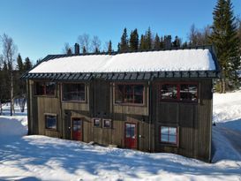 Nytt parhus i Bruksvallarna med bra läge