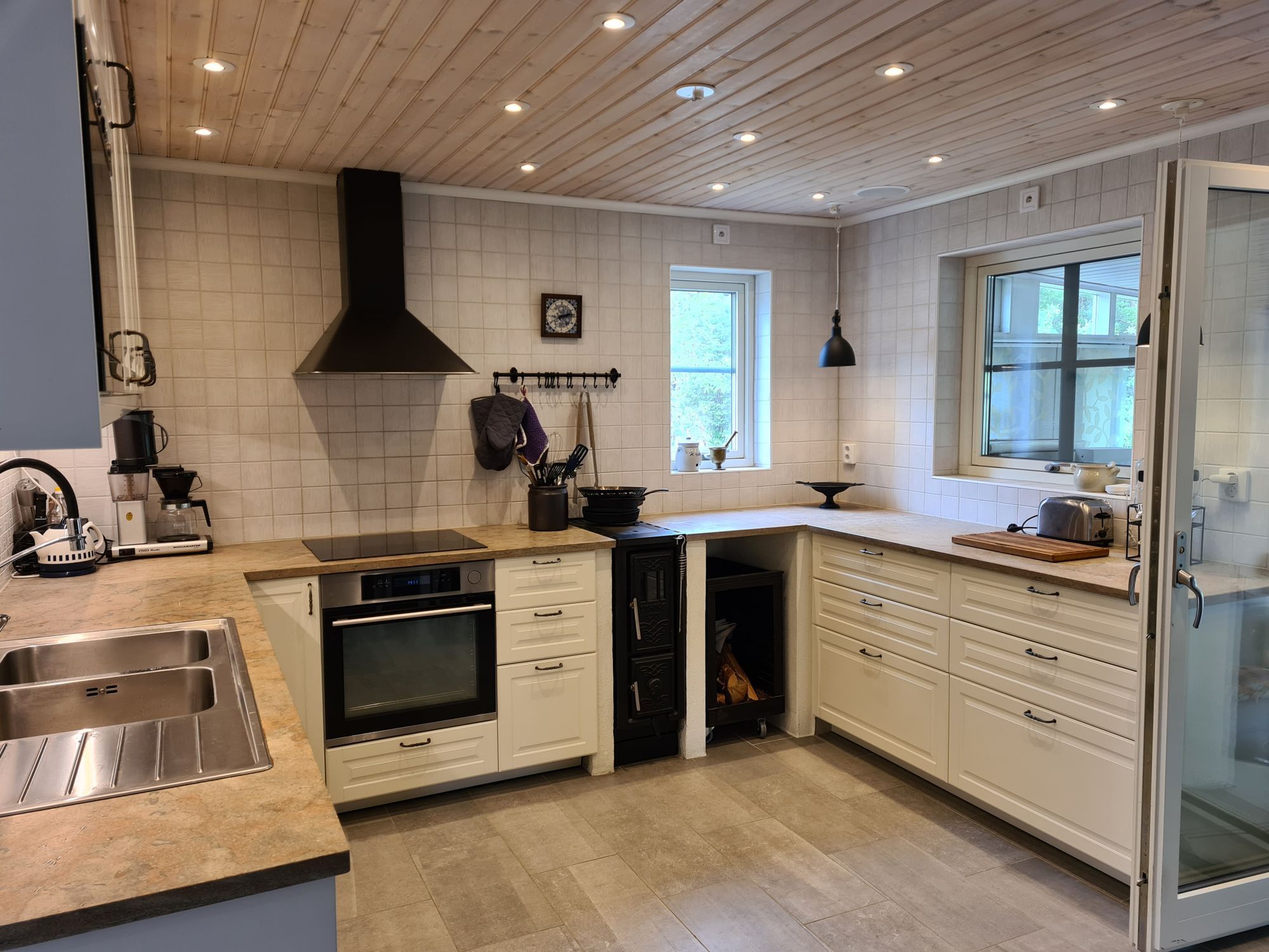 Stor modern villa på södra Gotland – bild 23 av 24