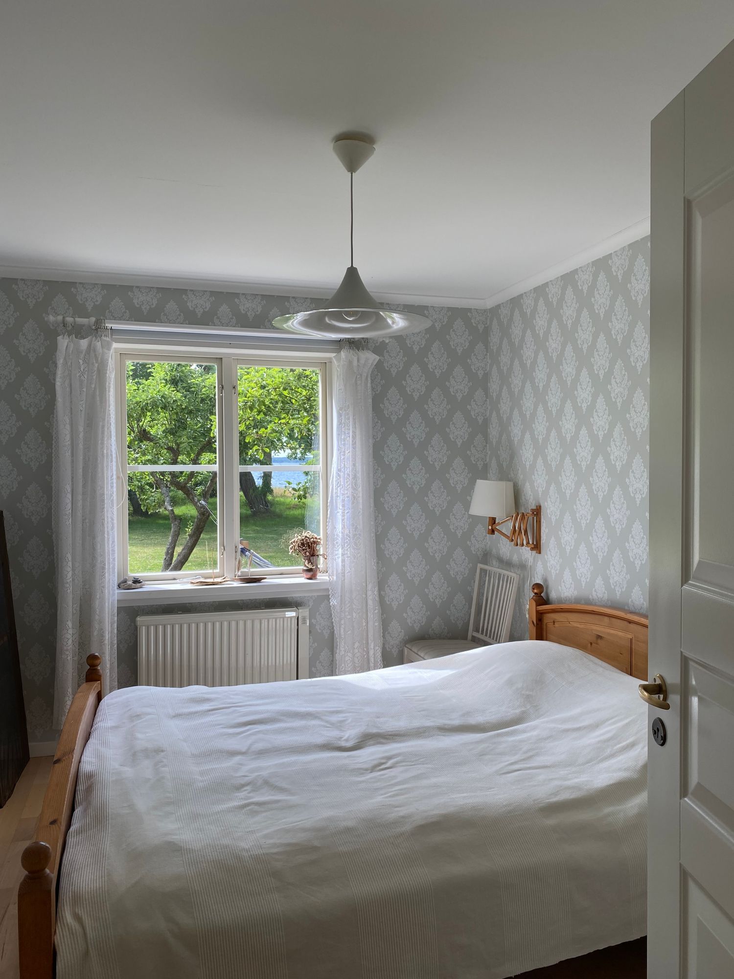 Rymligt hus i Stora Rör med utsikt över Kalmarsund – bild 20 av 24