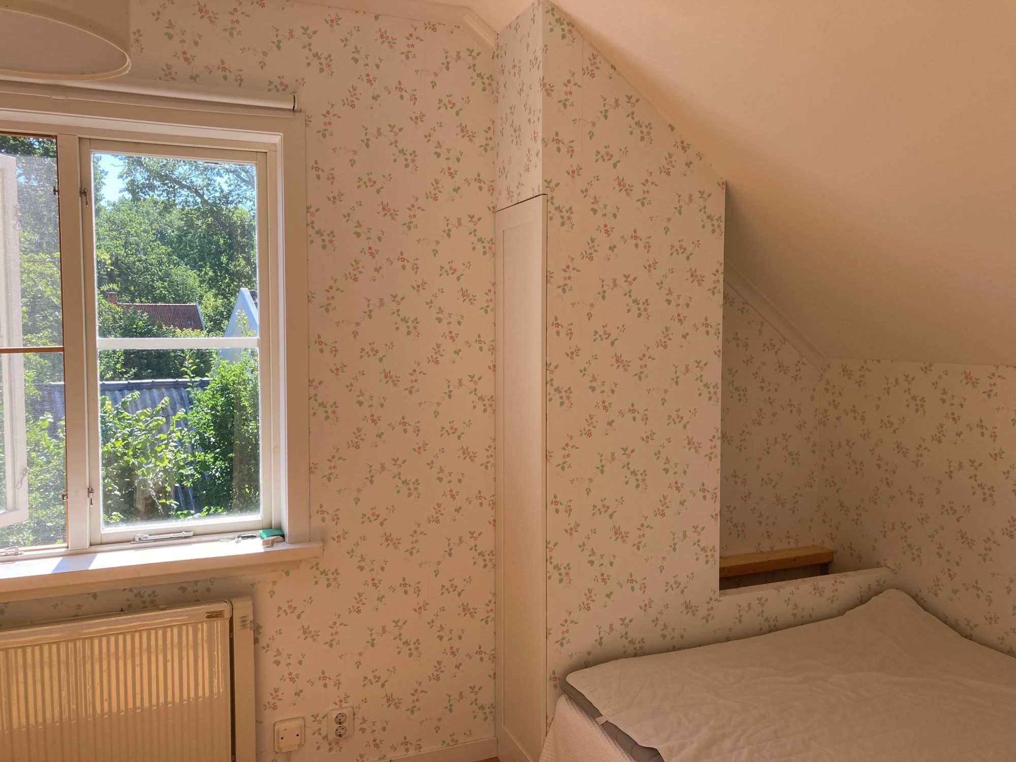 Rymligt hus i Stora Rör med utsikt över Kalmarsund – bild 23 av 24