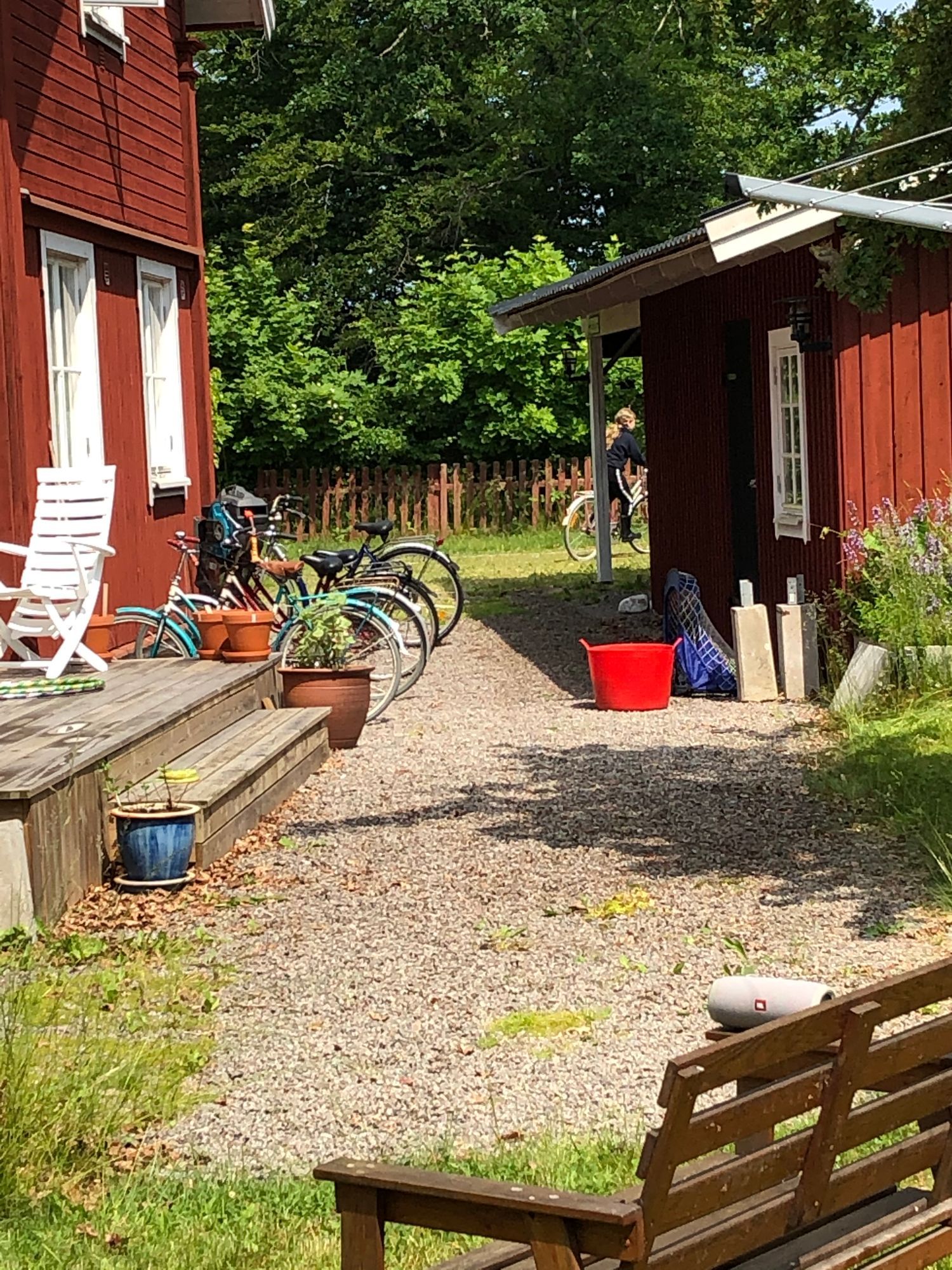 Rymligt hus i Stora Rör med utsikt över Kalmarsund – bild 3 av 24